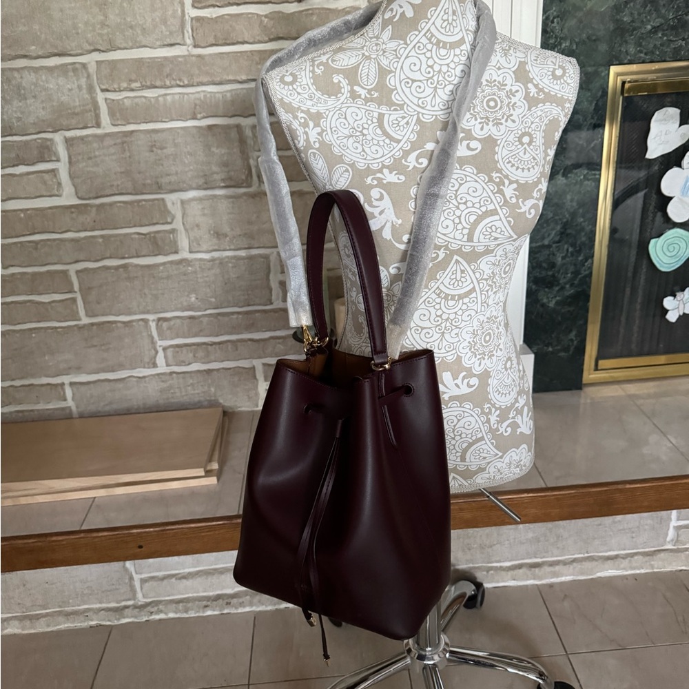 Lauren by Ralph Lauren Debby II bucket bag - burgundy New without tags
